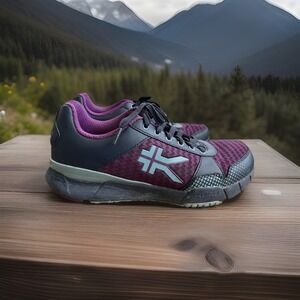 Kuru Quantum Women's Sneakers Size 10M Electric Grape/Midnight Blue Comfort